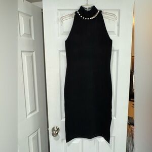 🪩🆕Camila Coelho Black Knit Sheath Dress With Pearl Neckline, Small🪩